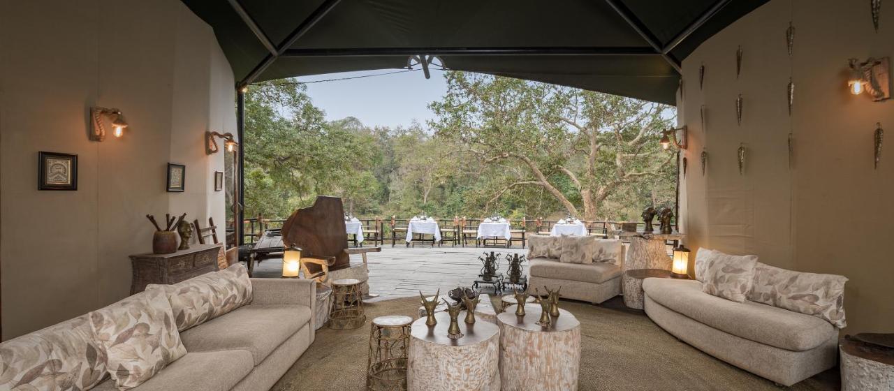 Banjaar Tola Kanha National Park - A Taj Safari Lodge Exterior photo
